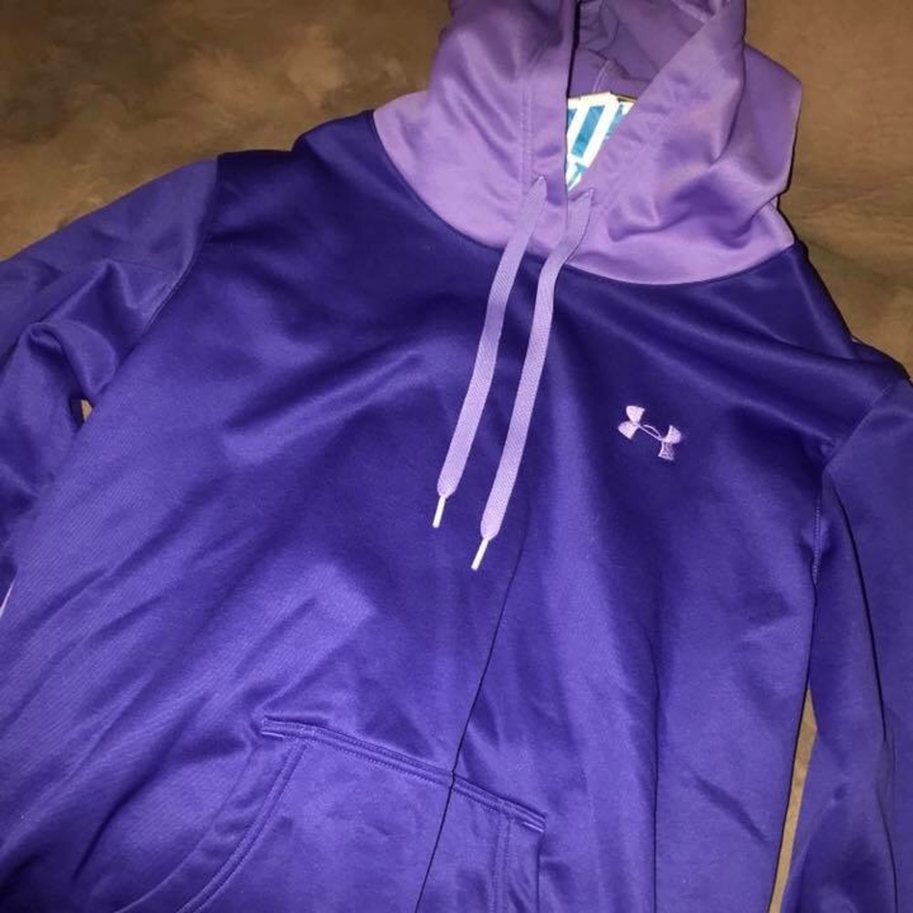Underrated Armour Purple sweat shirt